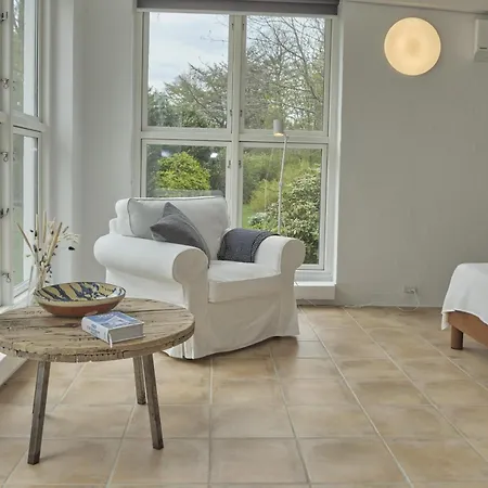 Well-maintained House On Large Plot Only 250 Meters From Child-friendly Sandy *