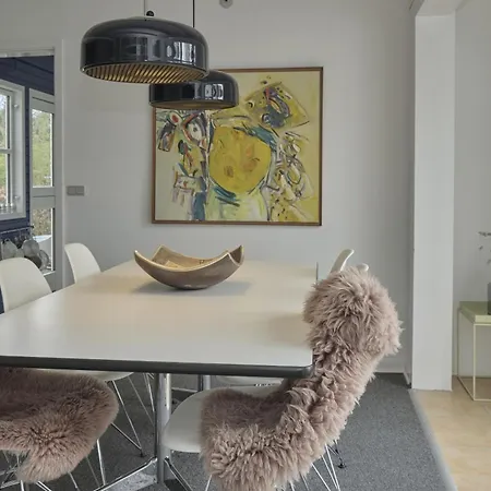 Well-maintained House On Large Plot Only 250 Meters From Child-friendly Sandy *